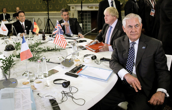   G7         , , , , 