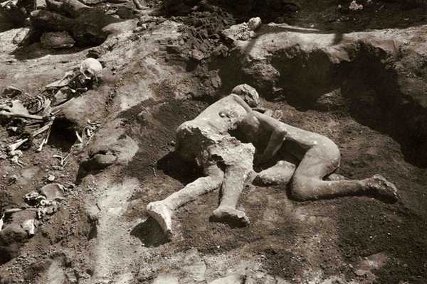 Two maidens from Pompeii turned out to be men - Pompeii, , Volcano, Eruption, Archaeologists, Vesuvius