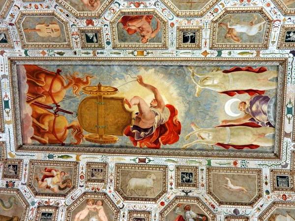 Fresco Phaeton falling from the chariot on the ceiling of the Palazzo Chiericati Vicenza. - Art, Interesting, Fresco, Art, Images, Renaissance, Italy