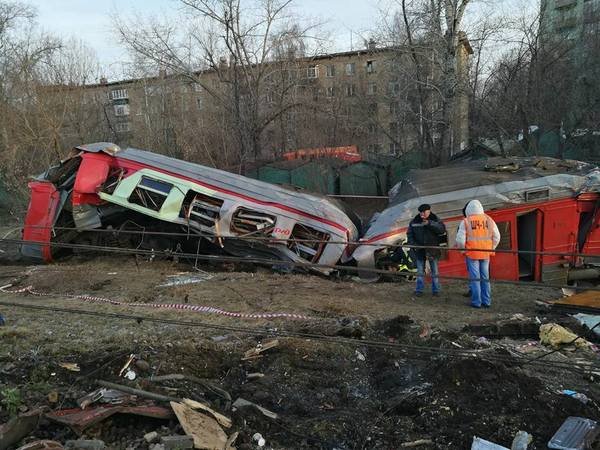 Here two trains collided in Moscow, they say that a man ran across the tracks in the wrong place - Cry from the heart, Longtext, Tragedy, A train, Vital, Moscow, Text, Longpost