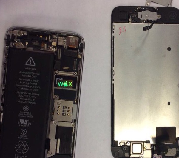 Sticker in the new iPhone 5s - iPhone 5s, Repair