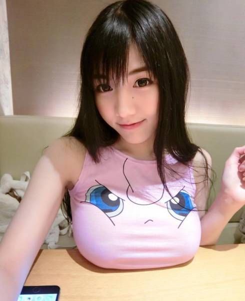 Her eyes are like two lakes. - T-shirt, Eyes, Girls, Breast, Asian, The photo, Not mine