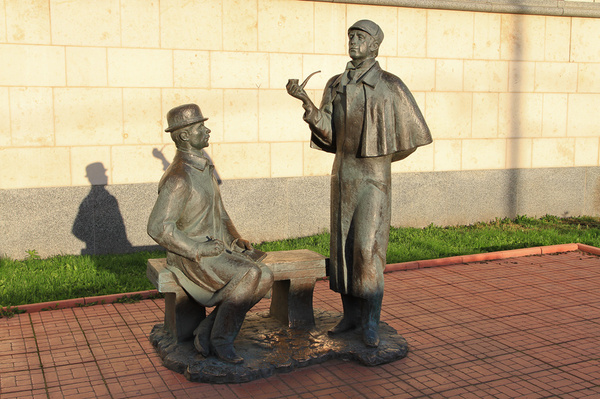 Monument to literary characters - Sherlock Holmes, Holmes, Watson, Monument, , , Moscow, John Watson