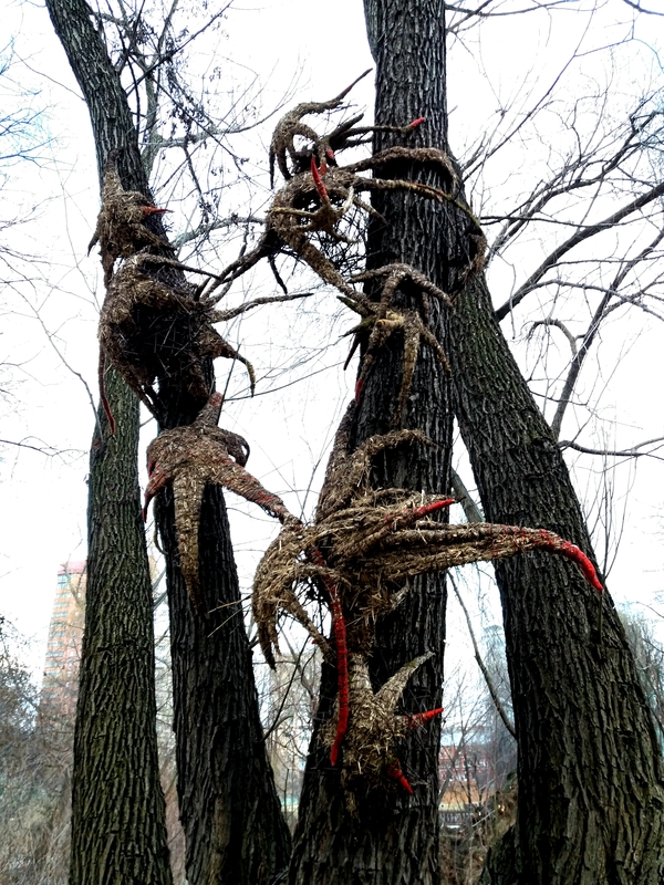 Крипота в парке