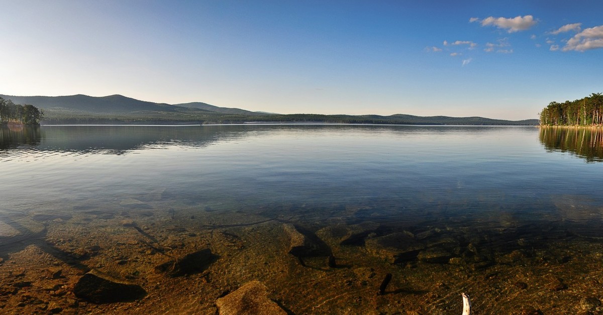 Какие крупные озера есть в уральских горах. Озеро Тургояк. Урал озеро Тургояк. Пугачевская Поляна Тургояк. Златоуст озеро Тургояк.