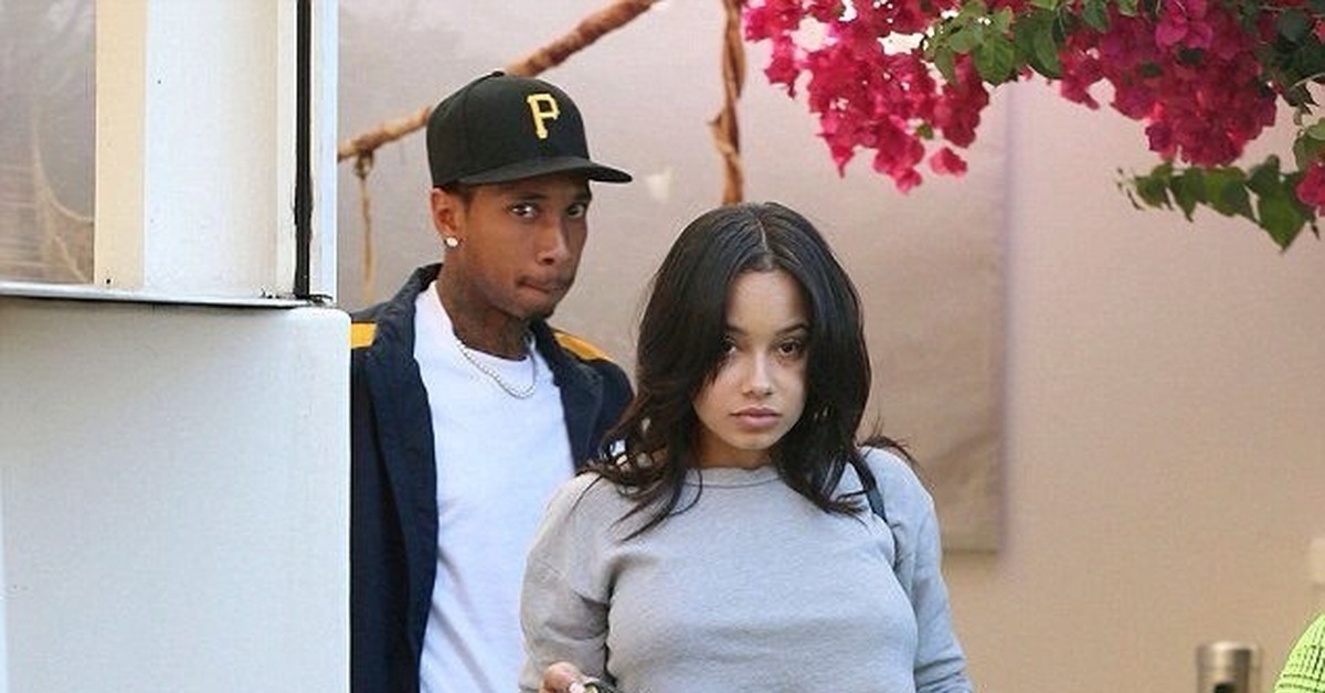 See dated. Джордан Озуна и Tyga. Джордан Озуна слив. Tyga girlfriend. Кайли Дженнер лапает Tyga.