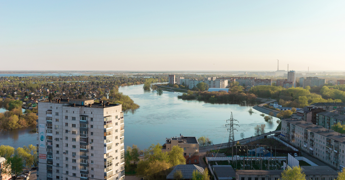 На какой реке стоит город курган. Город Курган сверху. Курган виды города. Курган вид сверху. Город Курган Тобол.