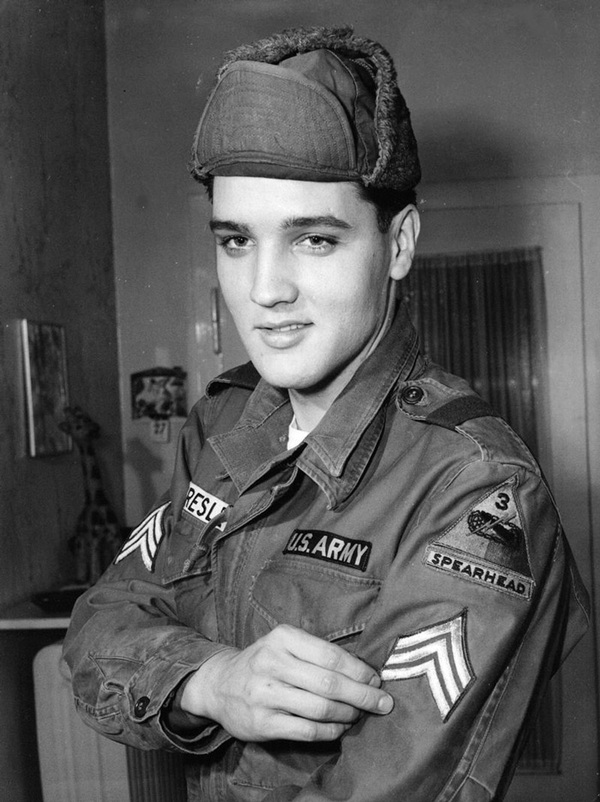 Young Soldier Elvis Presley - US Army, Elvis Presley, Youth, Rock'n'roll, King