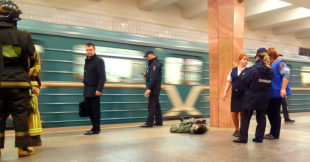 Что сегодня произошло в московском метро. Смерти в Московском метрополитене. Происшествия в Москве в метро.