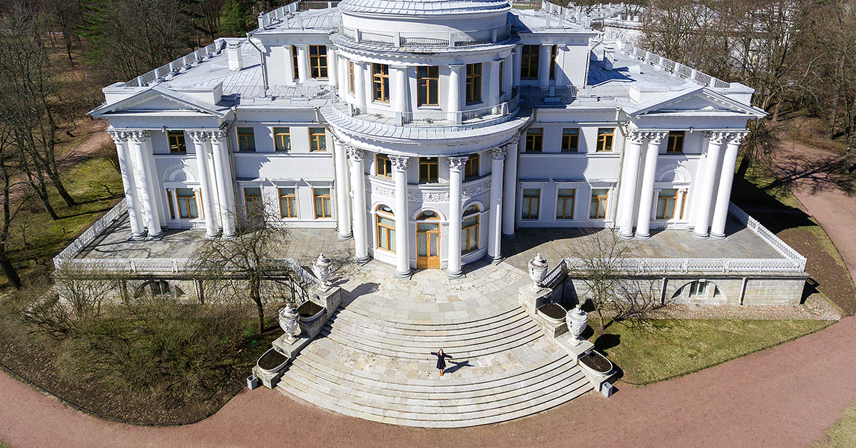 Особняки спб. Елагин дворец в Санкт-Петербурге. Елагиноостровский дворец-музей Санкт-Петербург. Дворец императрицы Марии Федоровны на Елагином острове. Дворец Елагина в Петербурге.