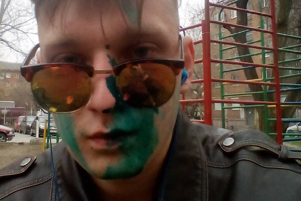 A liberal from Pervouralsk is promoting himself: he was allegedly doused with green paint - Politics, Open Russia, Tired of, Rally, Pervomaisk, Liberals, PR, Zelenka