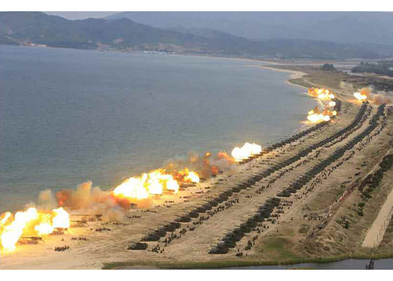 Salute in honor of the 85th anniversary of the Korean People's Army - Longpost, Army, The photo, North Korea, Kim Chen In, Firework