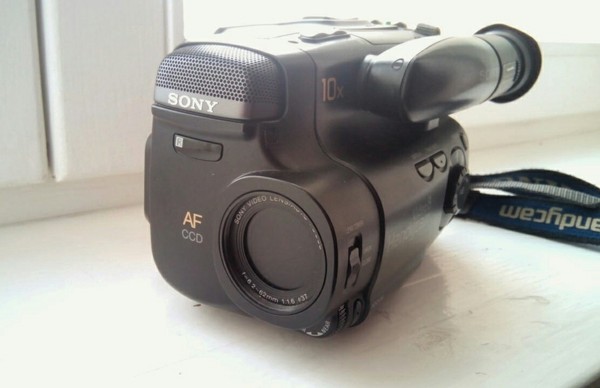 What can you say about this Sony camcorder? - My, Sony, Camcorder, Videotapes