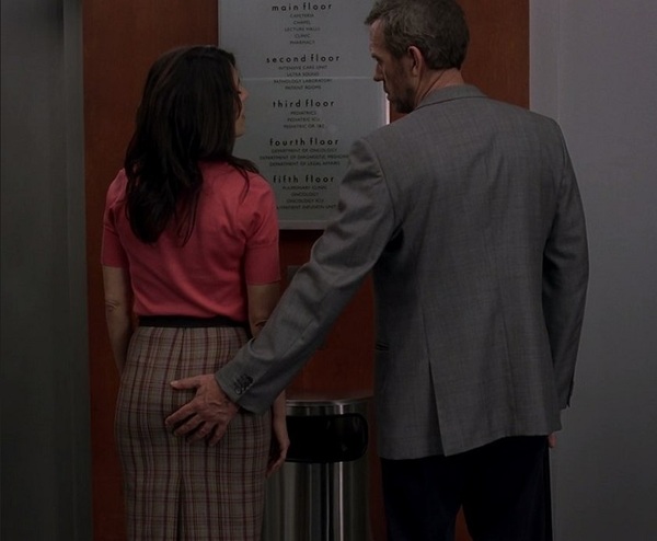 Rumors have already spread around the hospital. “About your ass getting bigger?” - Dr. House, Hugh Laurie, , Lisa Cuddy, Serials, Storyboard, Longpost