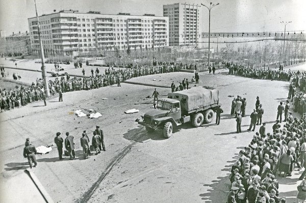 Трагедия в нижнем тагиле 9 мая 1993 года фото