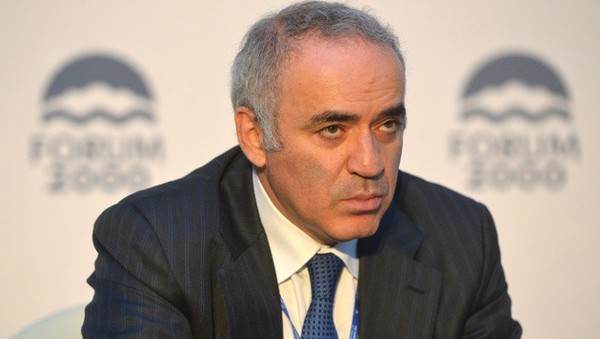 Kasparov warns: Putin is more dangerous than the Soviet Union - Politics, Opposition, media, Vladimir Putin, Garry Kasparov, Longpost, Media and press