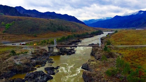 Altai / Oroktoy bridge / Katun River / Through the eyes of a drone - 2017. - My, Altai, Altai Mountains, Mountain Altai, Katun, Video, Altai Republic