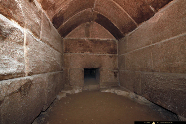 Мрачная атмосфера