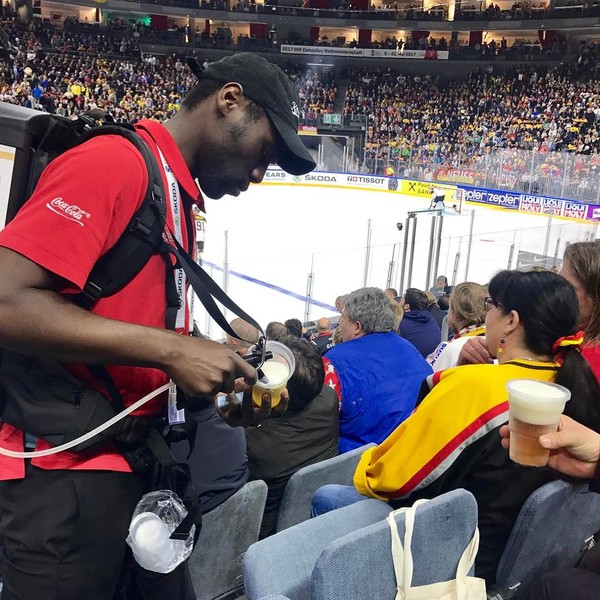 The mystery of the bad ice at the Ice Hockey World Cup in Germany - My, Hockey, , Tribune, Ice, Болельщики, Longpost