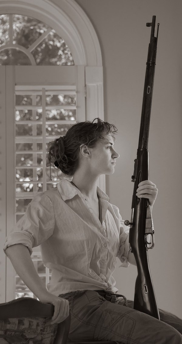 She unites them. - Weapon, Rifle, The photo, Girls, Mosin rifle, Longpost