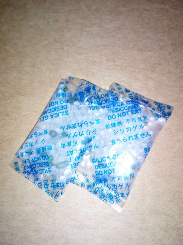 Silica gel - What's happening?, Silica gel, Chinese