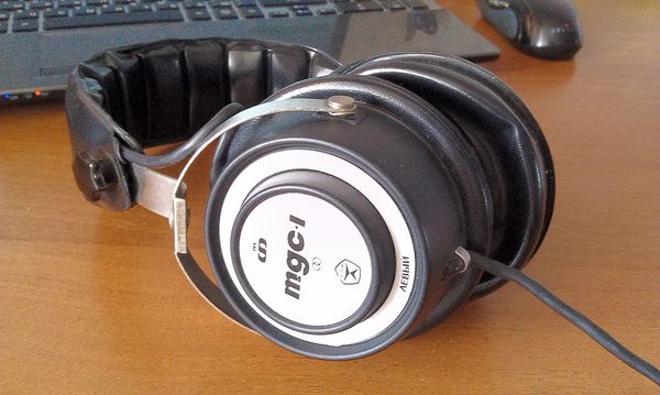 A friend gave earphones - My, Headphones, Tds-1, Soviet technology, Longpost