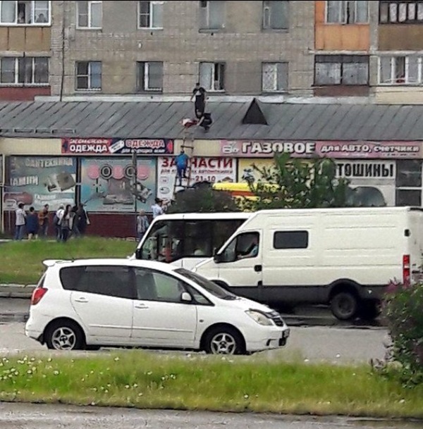 In Biysk, a one and a half year old child fell from the eighth floor. - news, Biysk, Children