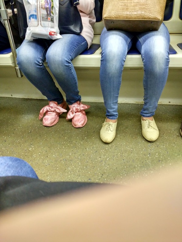 Fashion, what are you doing?! - My, Fashion, Metro, Images, Slippers