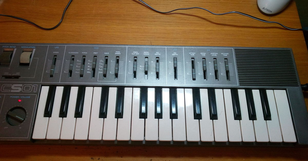Yamaha cs-80. Синтезатор on advanced этикетка. Yamaha cs r5dвид сзади. Yamaha cs856. Dorian concept yamaha cs01 long version.