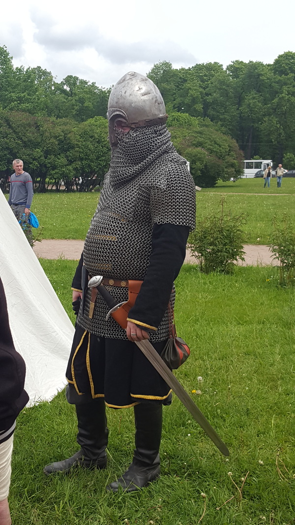 When you are a knight, but slightly out of shape - My, Knight, Belly, Knights