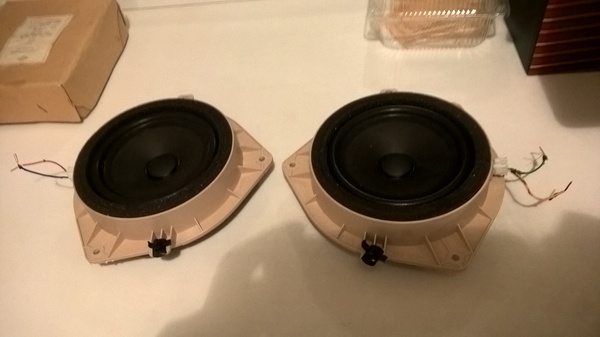 Omsk, I'll give you standard speakers from KIA RIO 2011 - Speaker, Omsk, My, Kia rio