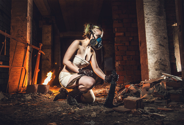 A bit of dystopia - My, , Girls, Outlast, , The photo, Portrait, Encounter, Survived