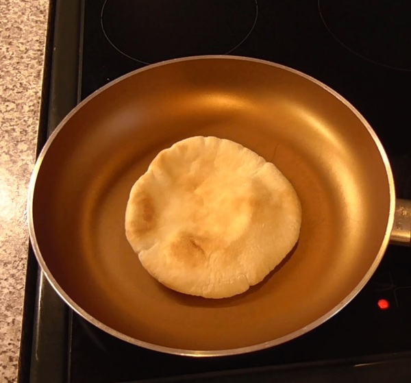 Гирос, греческая шаурма. Быстро, вкусно, божественно! Еда, Рецепт, Шаурма, Готовим дома, Кулинария, Специи, Видео, Длиннопост