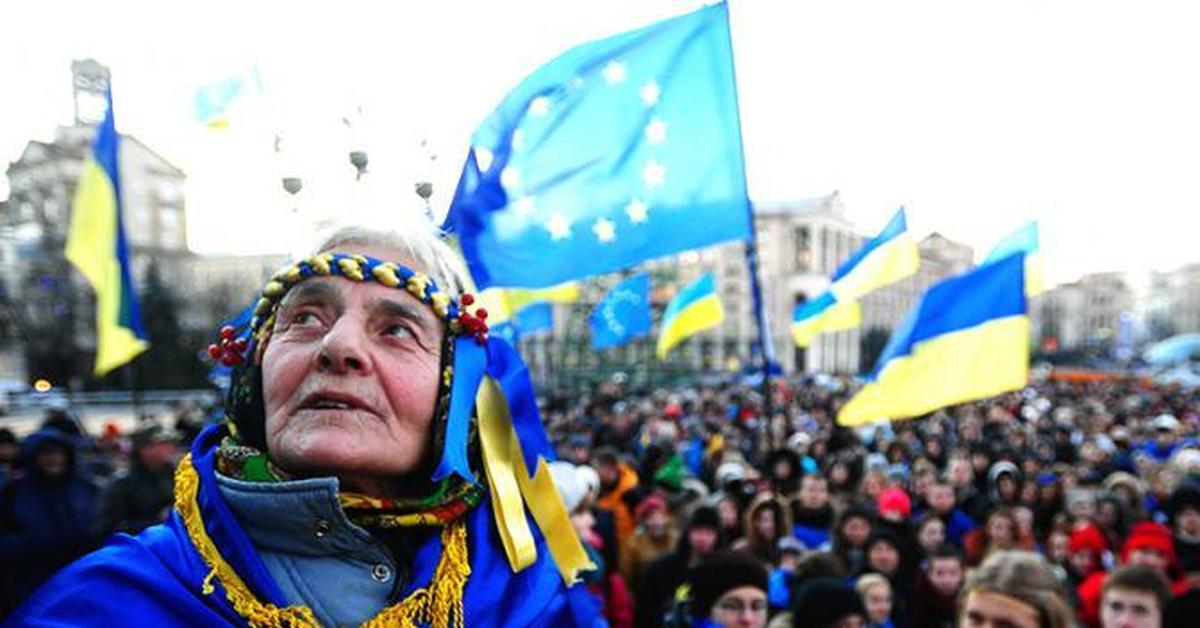 Украинский народ против россии. Украинцы в кастрюлях. Кастрюлеголовые украинцы. Хохлы на Майдане. Украинцы на Майдане.