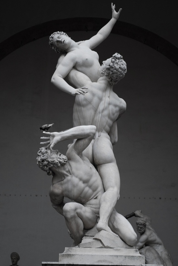 Всегда найдётся кто-то, кто испортит всю композицию...