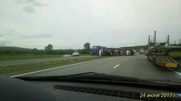 A truck with new Ford cars overturned in Tatarstan - Crash, , Auto, Auto junk