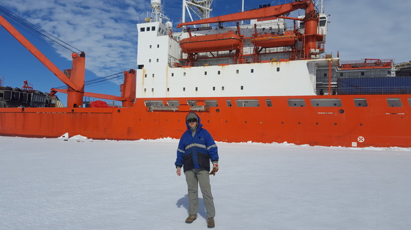 A couple of sketches from the life of the crew on the R/V Ak Fedorov. - My, Antarctica, Russia, Nes Akademik Fedorov, Equipment, Equipment, Video, Longpost