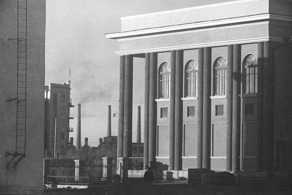 Club History of Magnitogorsk SOTSGOROD MAGNITOGORSK 1937 - Magnitogorsk, Sotsgorod, Magnitka, Old photo, Real life story, School, Savings bank, Longpost