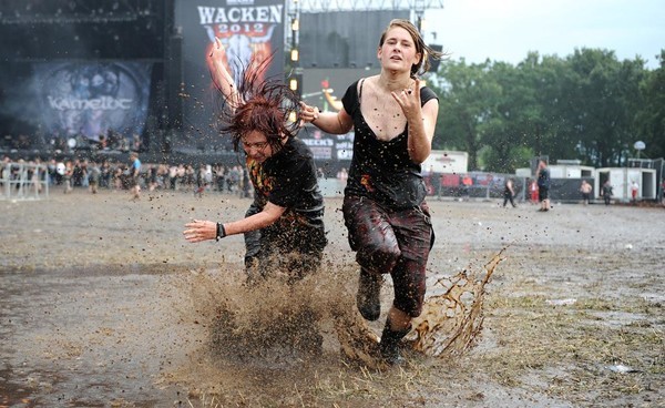 However... Wacken Festival, Germany. - Invasion, Rock festival, Waste, Longpost