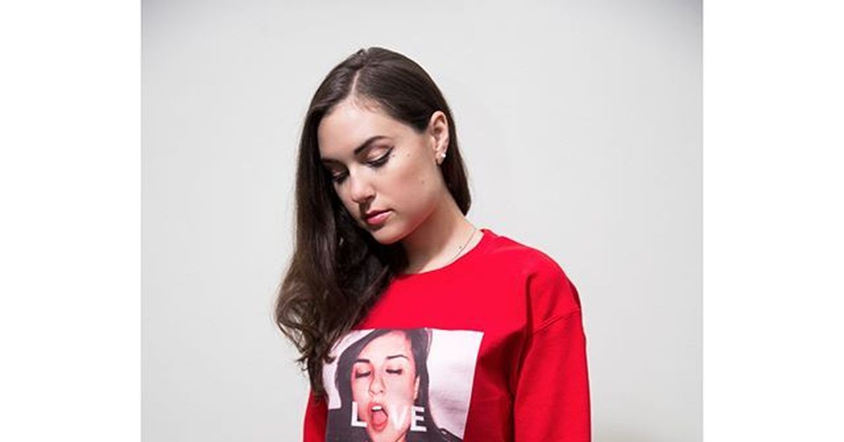 Sasha love me. Футболка ' Саша грей'. Толстовка худи Sasha Grey. Griol свитшот 310036.37513.6900е. Наверное Саша т********.