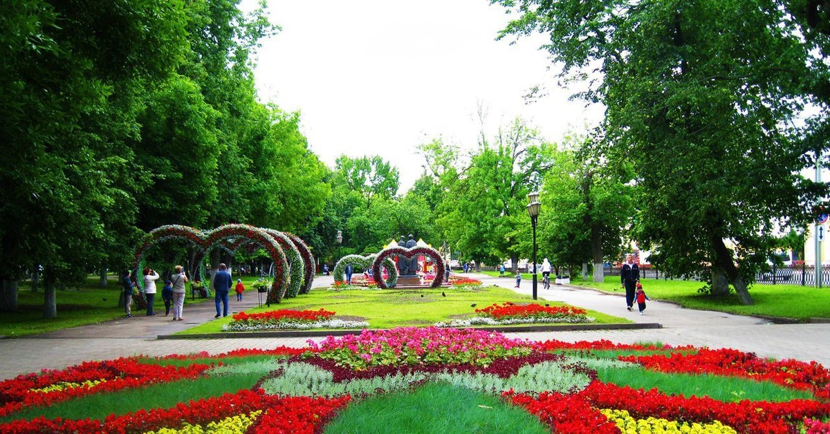 Парки скверы бульвары. Первомайский бульвар Ярославль. Городской парк Ярославль. Ярославский парк бульвар. Ярославль парк мира в 2018г в Ярославле.