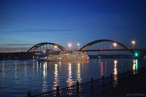 Вечерний Рыбинск - Рыбинск, Мост, Вечер, Корабль