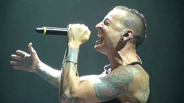Покончил с собой лидер Linkin Park Честер Беннингтон