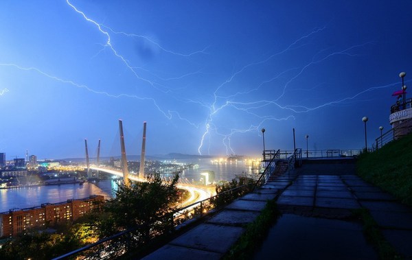 Vladivostok watered with tropical showers - Shower, Thunderstorm, Lightning, Thunder