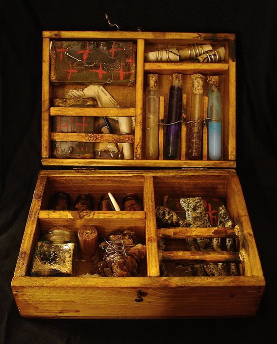 Chests with various necessary items - Box, Vampire Hunt, Cross, Stake, , The photo, Longpost, Tableware