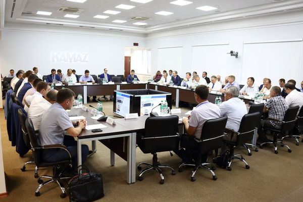 PROSPECTS FOR OPERATION OF GAS ENGINE EQUIPMENT DISCUSSED AT KAMAZ - Kamaz, , news, Automotive industry, Auto, Meeting