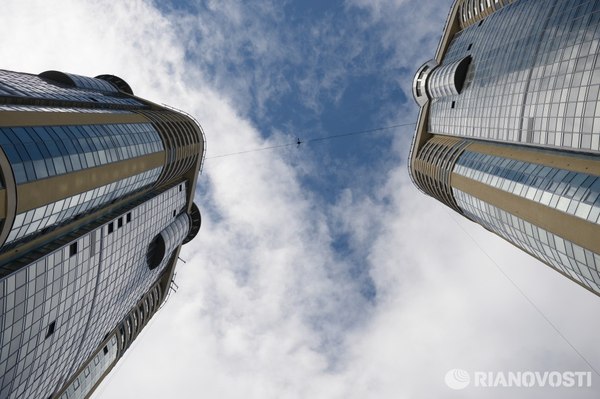 A dizzying stunt at a height of 126 meters above Yekaterinburg - , Yekaterinburg, Height