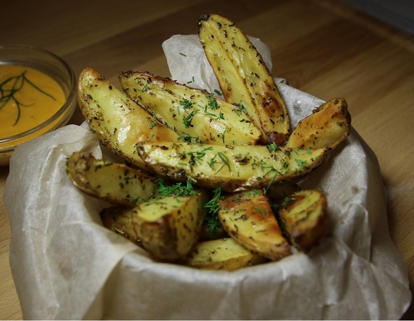 Rustic potatoes in the oven. - My, Potato, Rustic potatoes, Baked potato, Food, Recipe