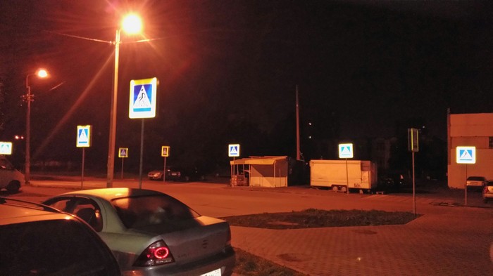 Excuse me, but is this a pedestrian crossing? - Dormitory area, Hello reading tags, Safety, Kaliningrad, Crossroads, Road sign, My, The photo