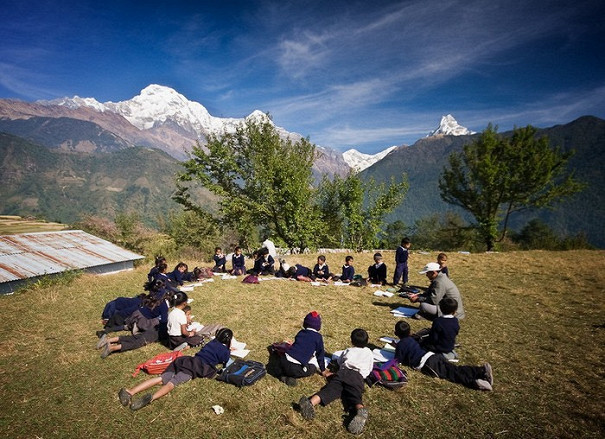 September 1 in different countries. - School, 11 September, Children, Students, Road, Country, Longpost